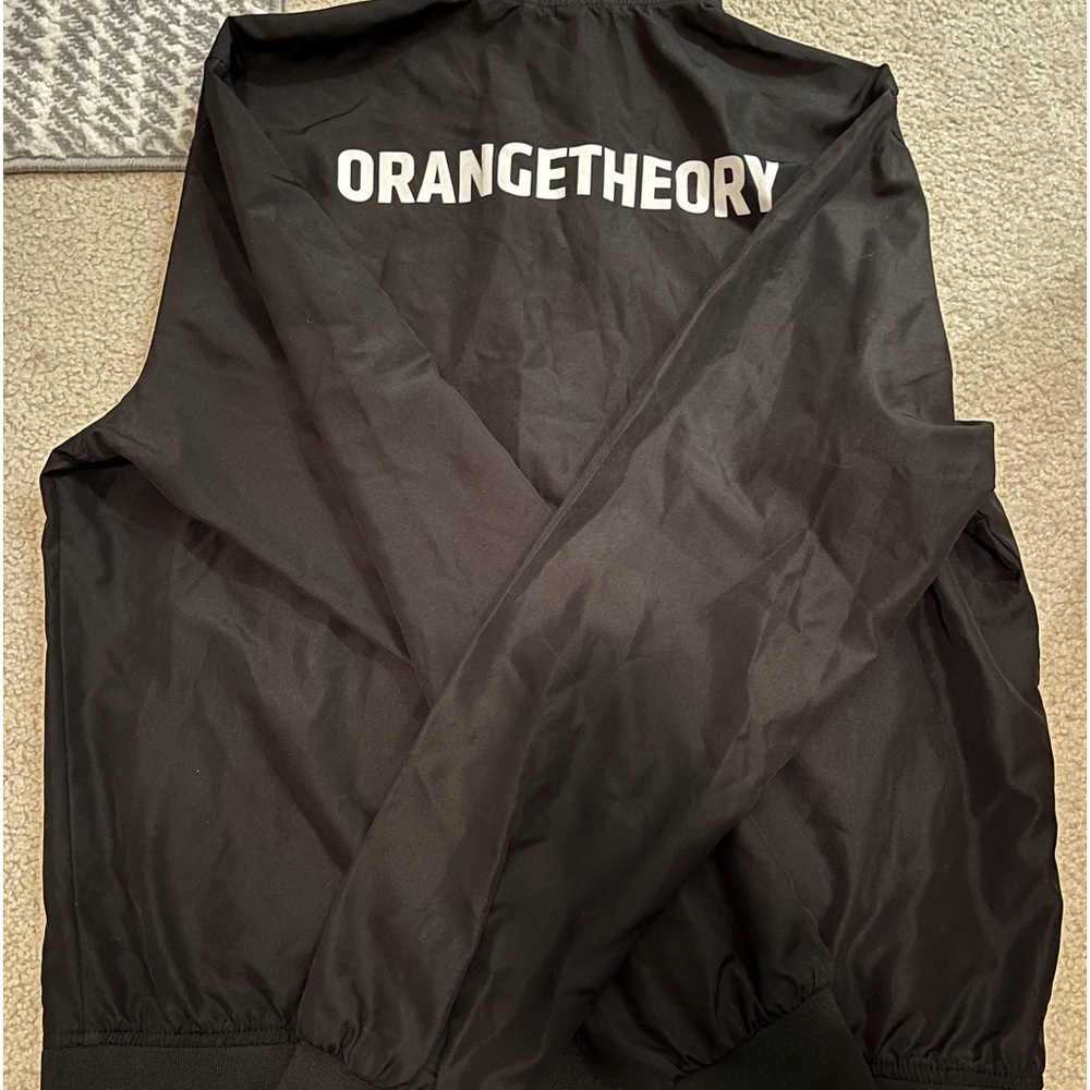 Orangetheory Windbreaker ❄️